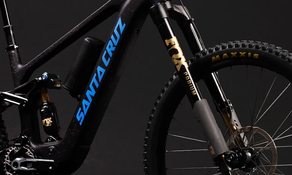 Full suspension enduro e-bike SANTA CRUZ Bullit 4 CC MX 27 XT Di2